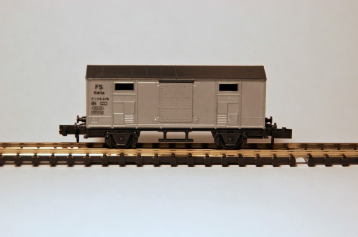 FS Ferrovie dello Stato Italiane Gedeckter Güterwagen silber FS Ferrovie dello Stato Italiane Gedeckter Güterwagen silber
