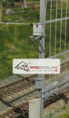 Oberleitung Trafo mit "Kühlrippen" (H0)